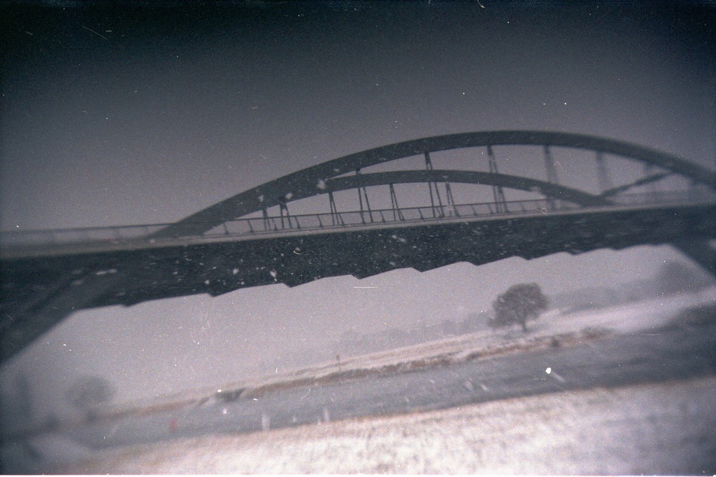 Waldschlösschenbrücke im Schneesturm (27.01.14)
